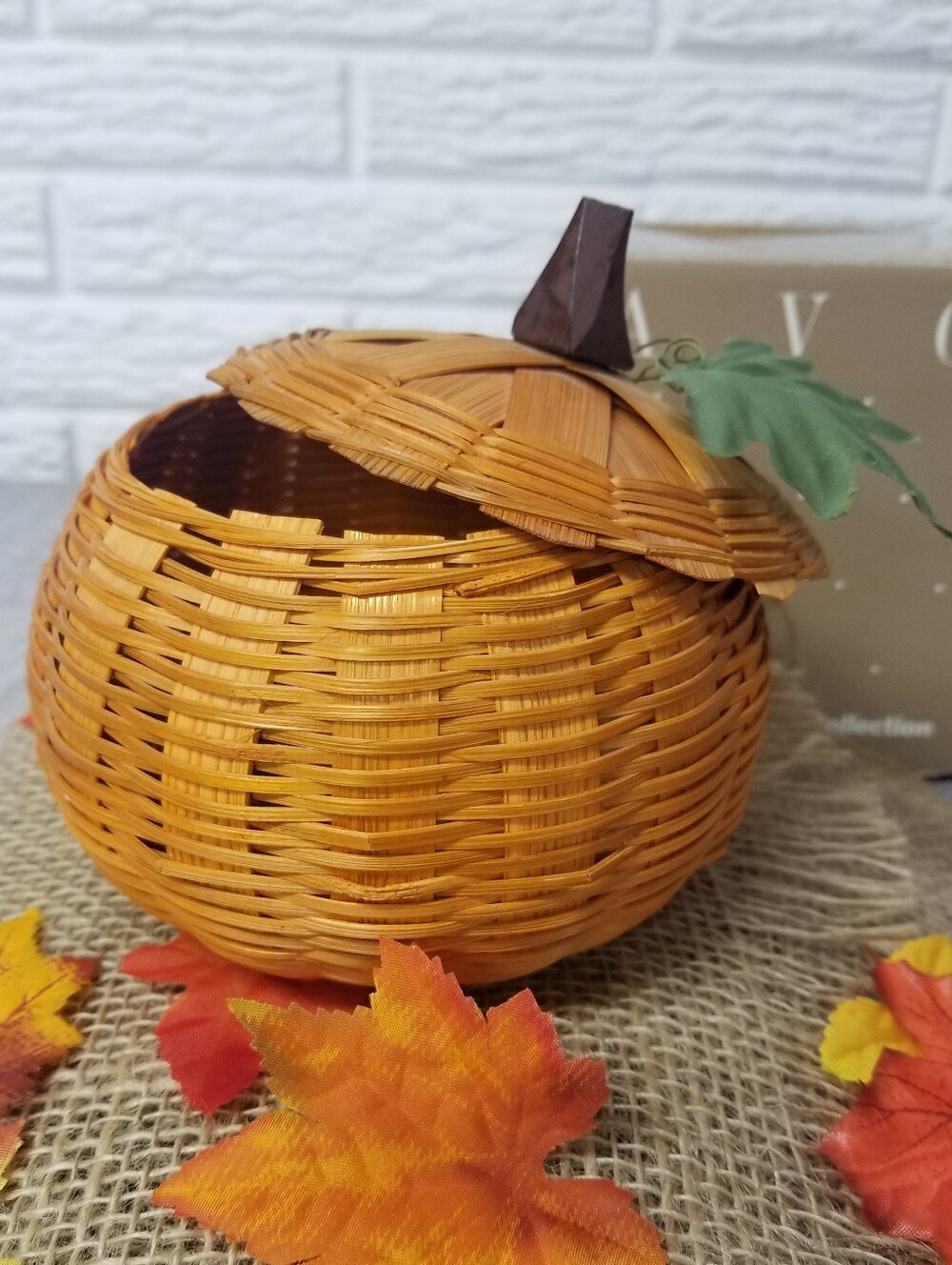 Wicker Lidded Pumpkin Decor